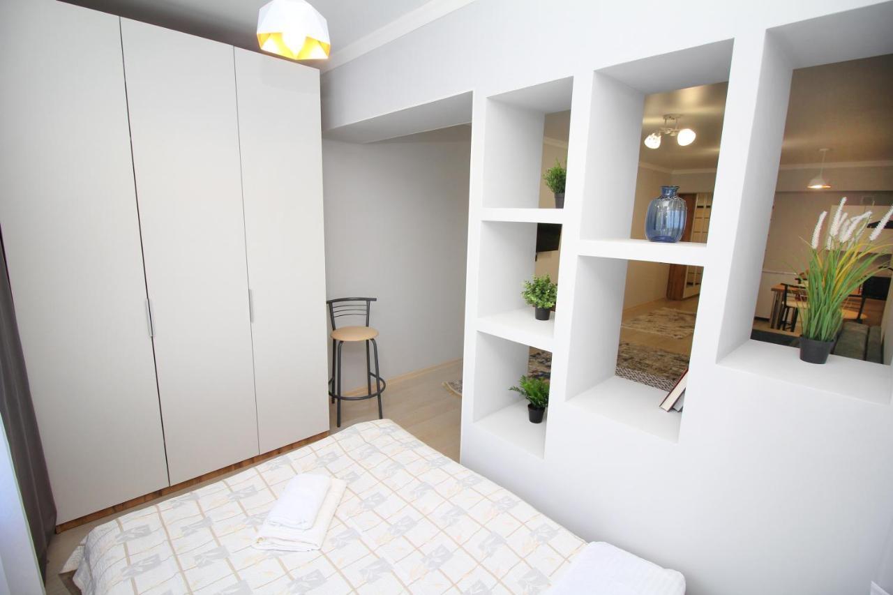 Cozy Studio In The Best Area! 4 Almaty Bagian luar foto