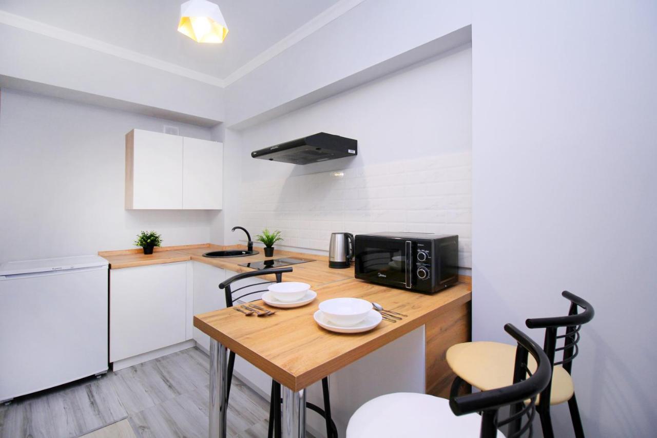 Cozy Studio In The Best Area! 4 Almaty Bagian luar foto