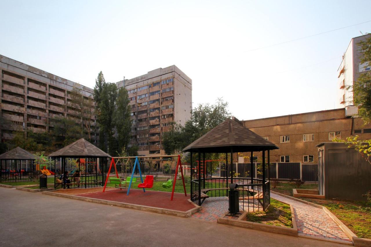 Cozy Studio In The Best Area! 4 Almaty Bagian luar foto